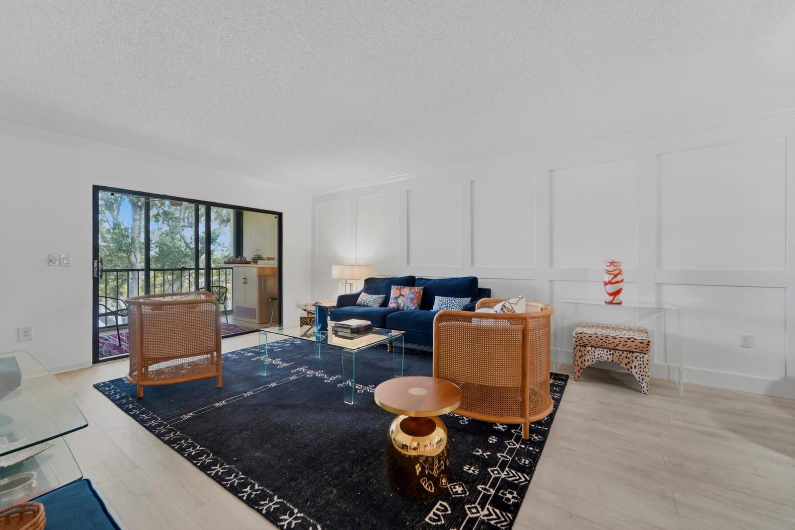 6149 Pointe Regal Circle 403 — photo 2