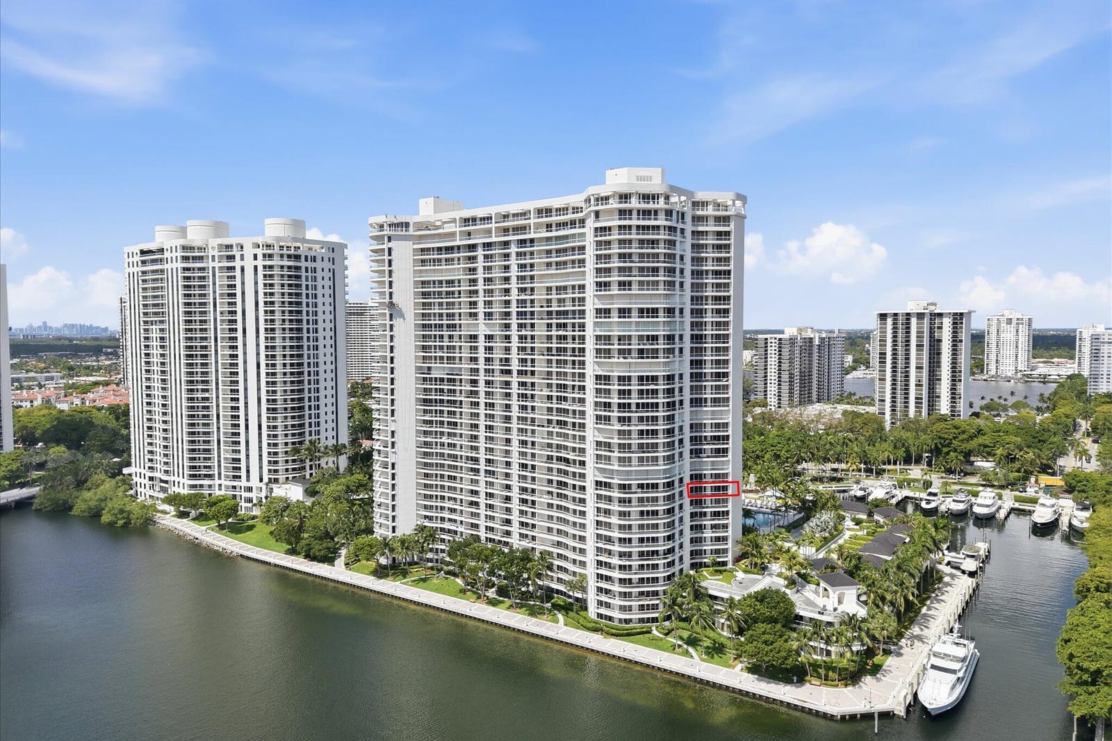 7000 W Island Boulevard 907, Aventura, FL 33160 photo 1