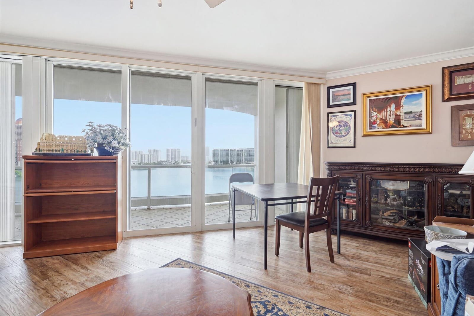 7000 W Island Boulevard 907, Aventura, FL 33160 photo 15