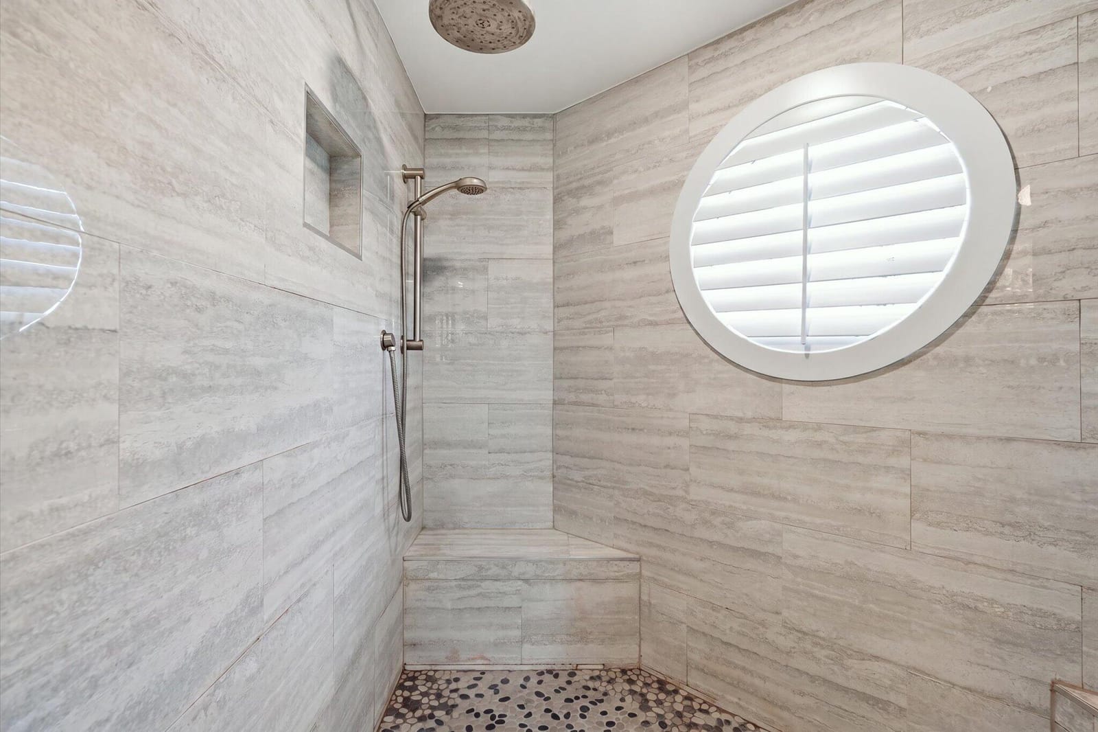 7000 W Island Boulevard 907, Aventura, FL 33160 photo 19