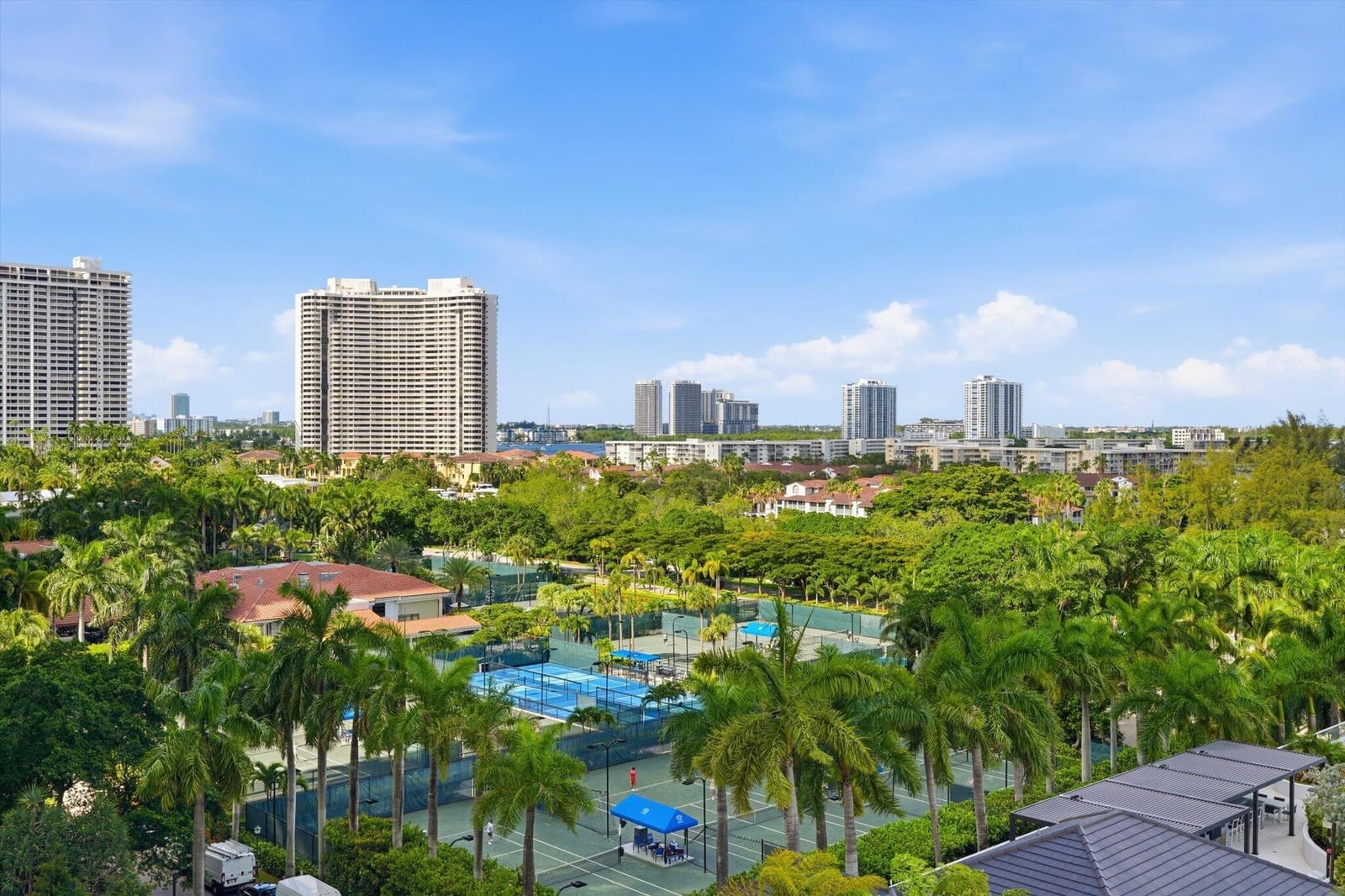 7000 W Island Boulevard 907, Aventura, FL 33160 photo 22