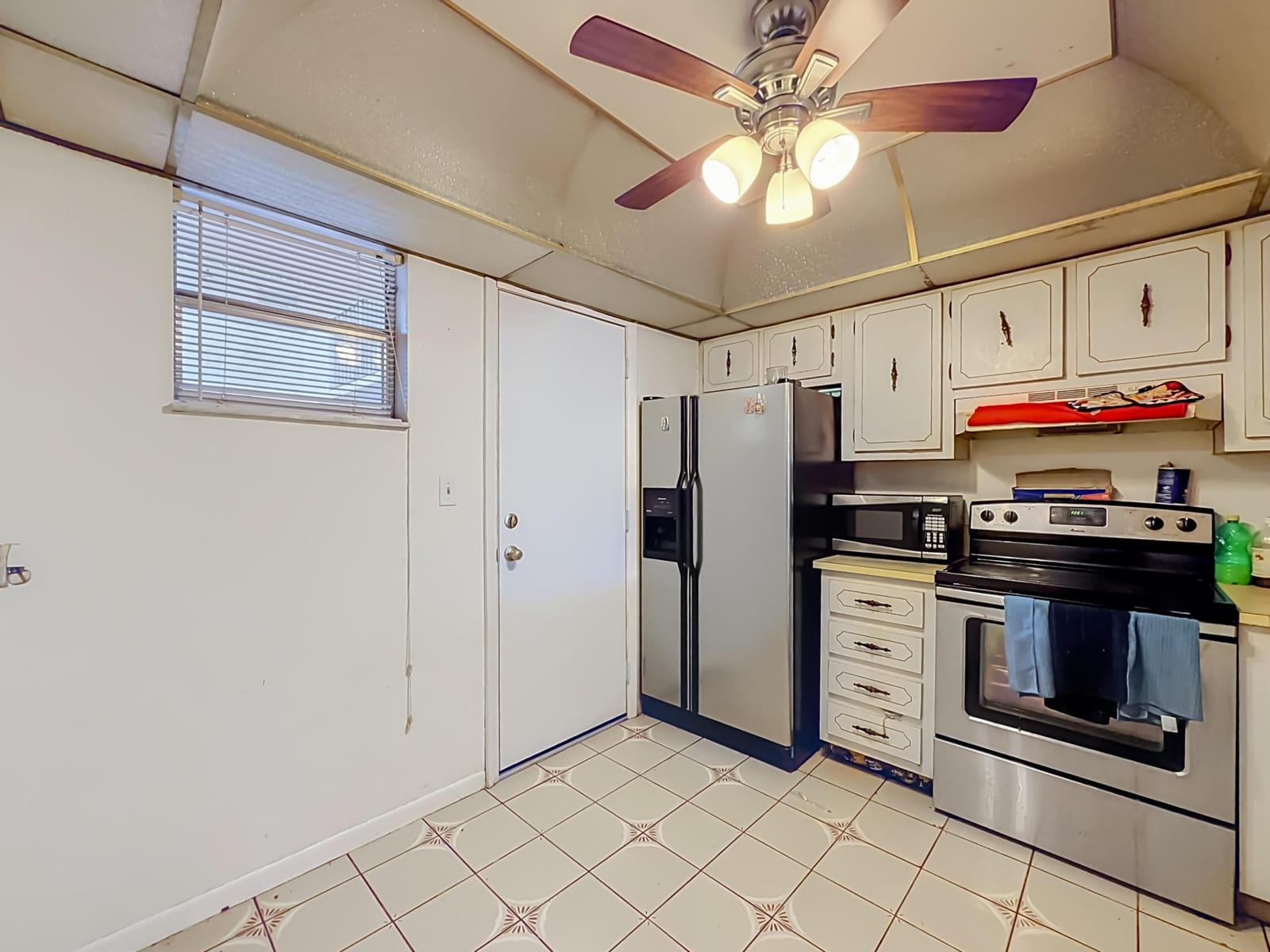 410 NW 68th Avenue 301 — photo 10