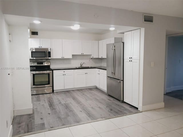 6861 SW 147th Avenue 3B, Miami, FL 33193