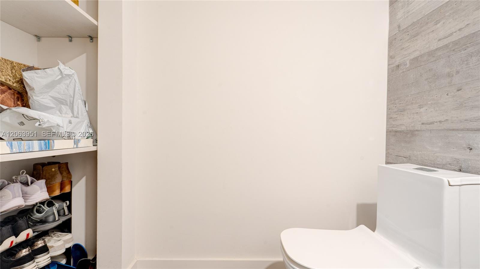 16325 Golf Club Road 101 — photo 12