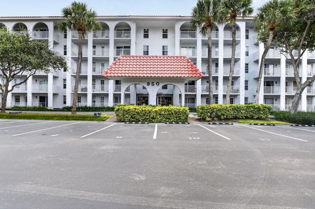 950 Ponce De Leon Road 511, Boca Raton, FL 33432