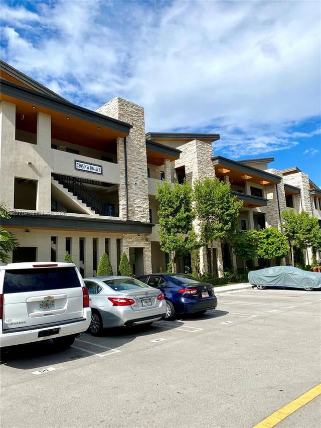7805 NW 104th Avenue 25, Doral, FL 33178