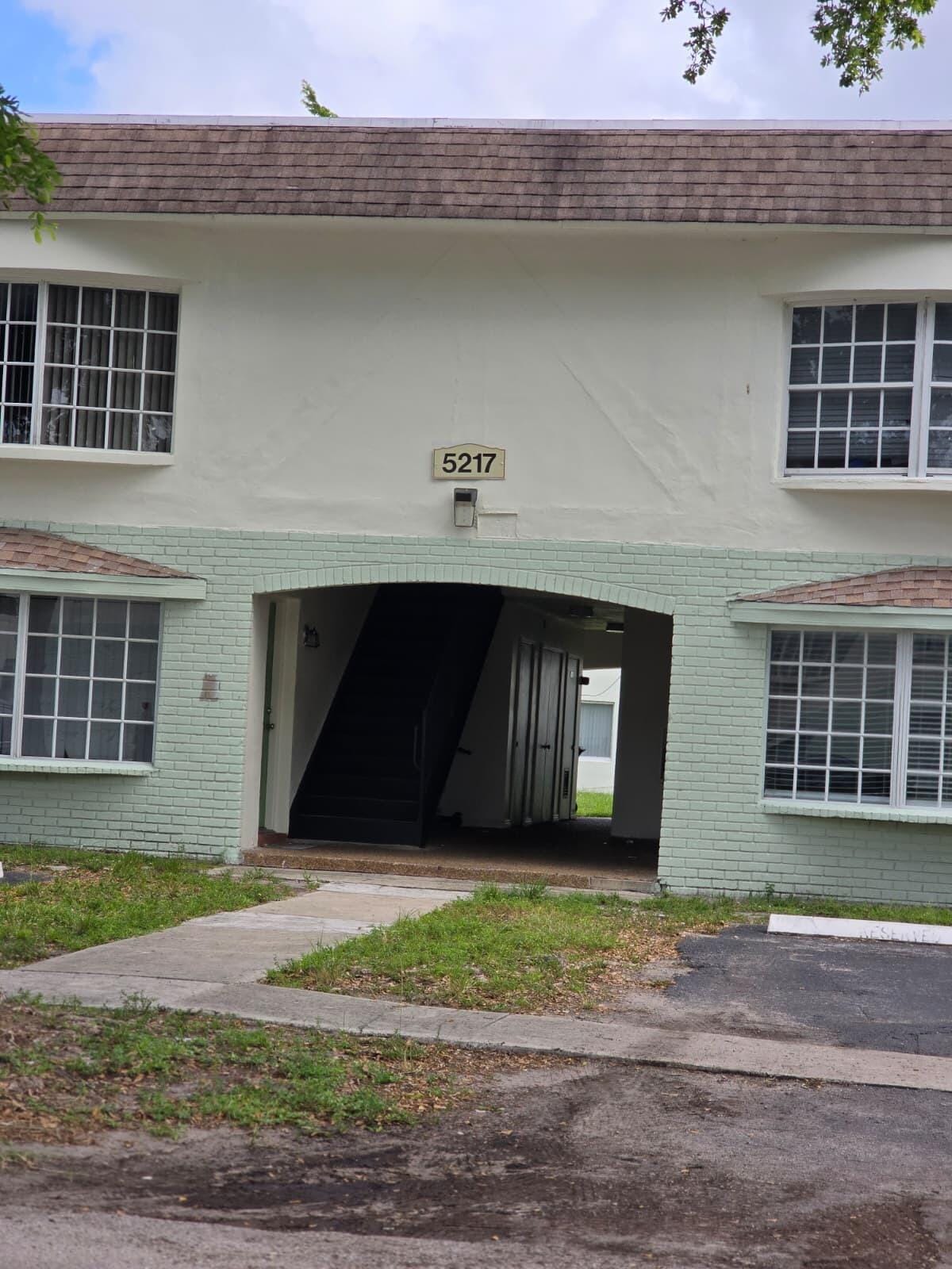 5217 NW 18th Street 3D, Lauderhill, FL 33313 photo 4