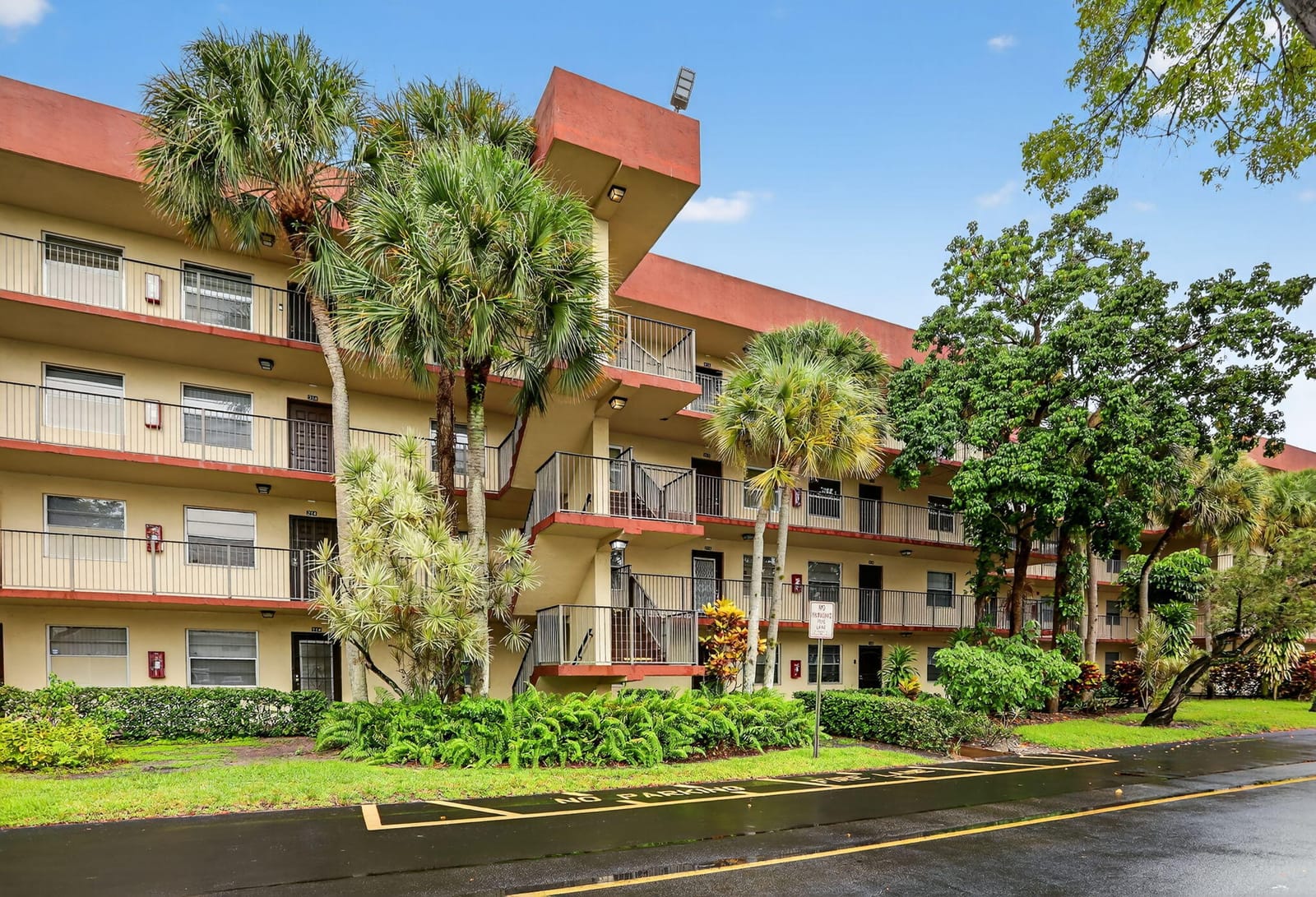 3301 NW 47th Terrace 308, Lauderdale Lakes, FL 33319 photo 19
