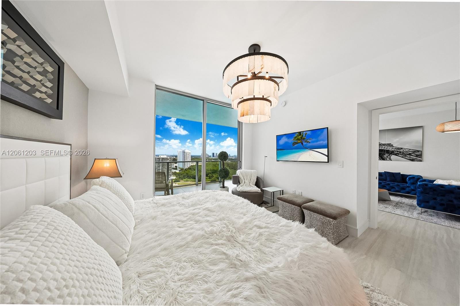 2411 Laguna Circle 2010 — photo 12