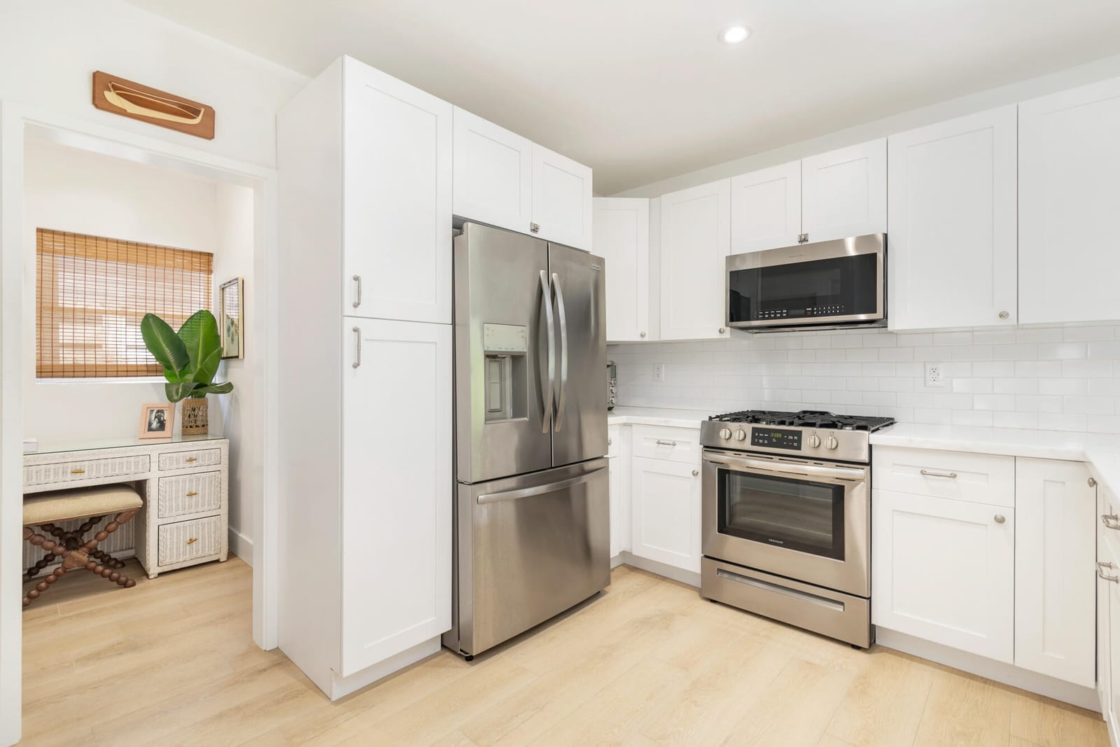 170 Wellesley Drive — photo 8