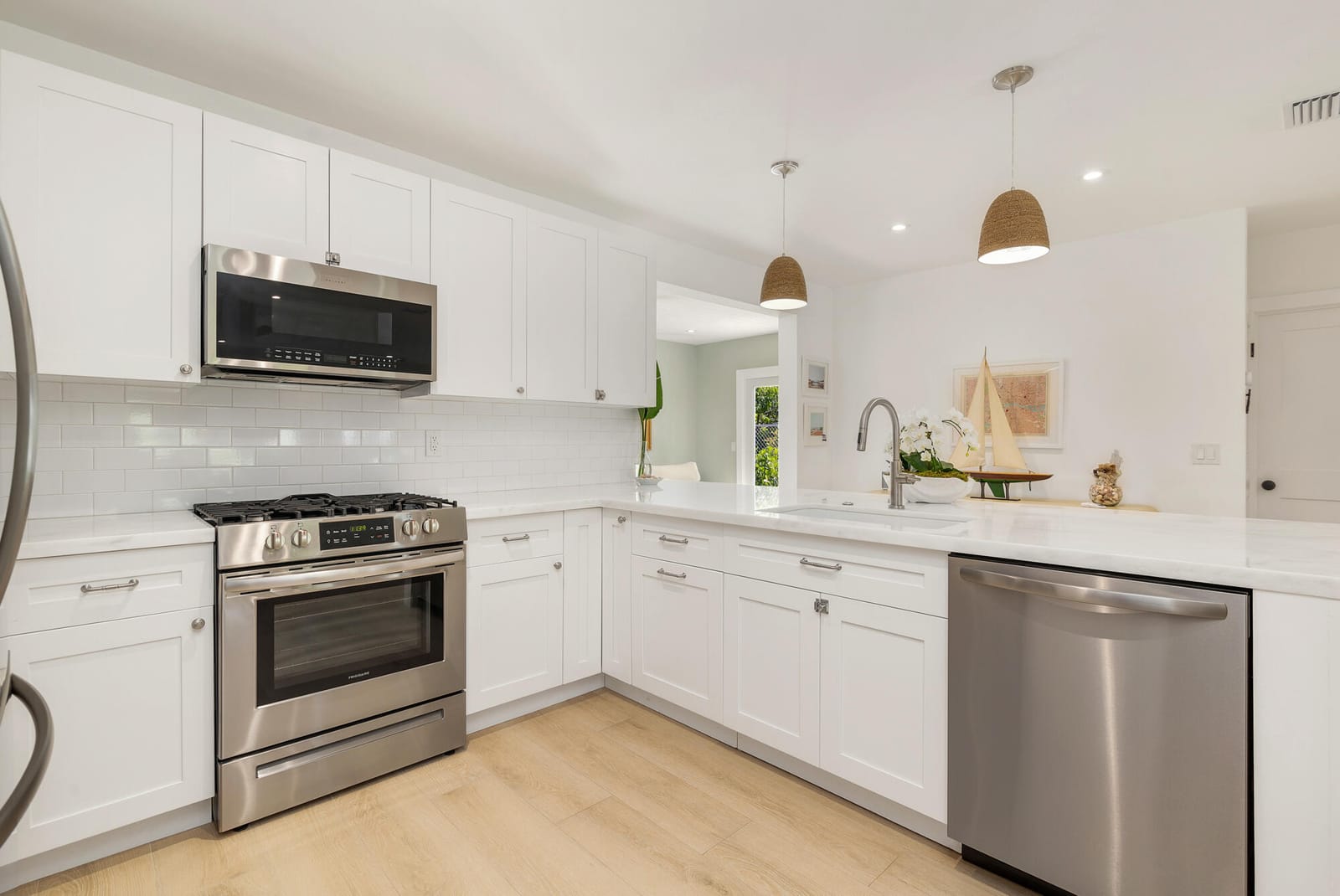 170 Wellesley Drive — photo 9