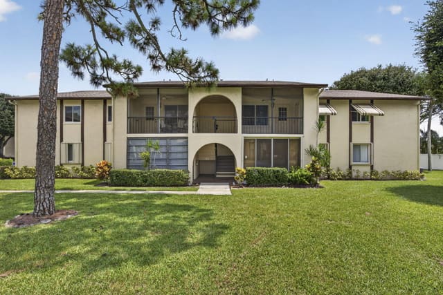 3625 La Aires Court C-2, sold in La Pinata Condo, Greenacres, FL