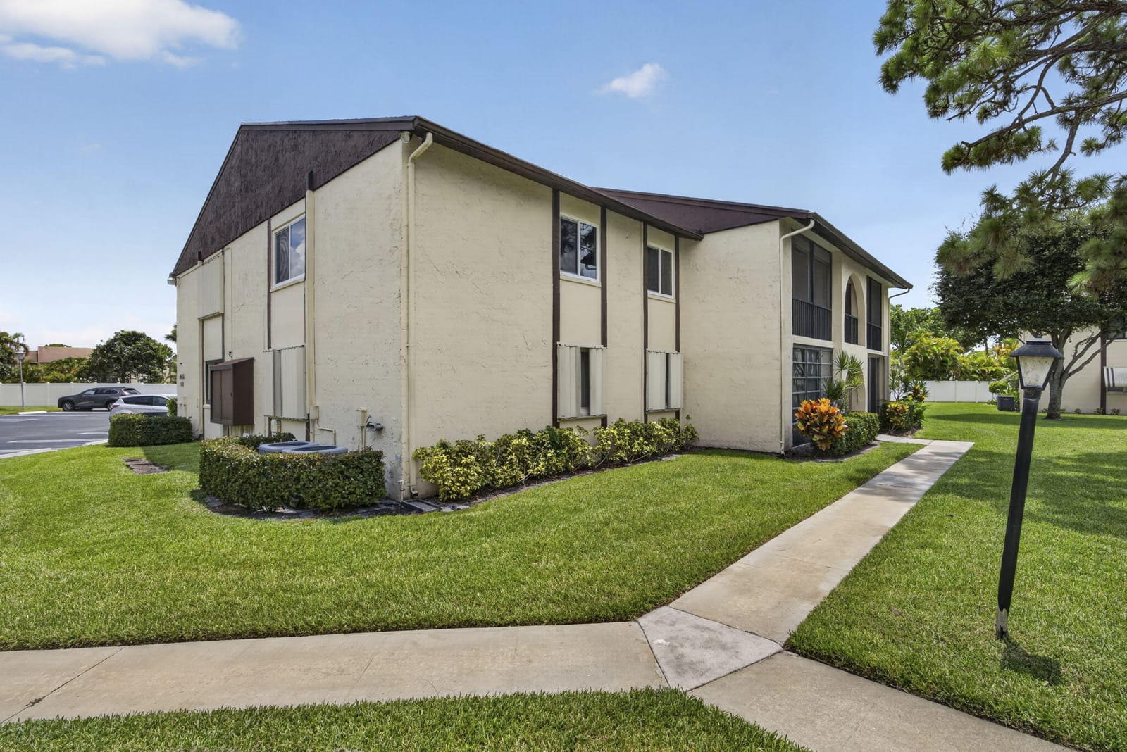 3625 La Aires Court C-2 — photo 3