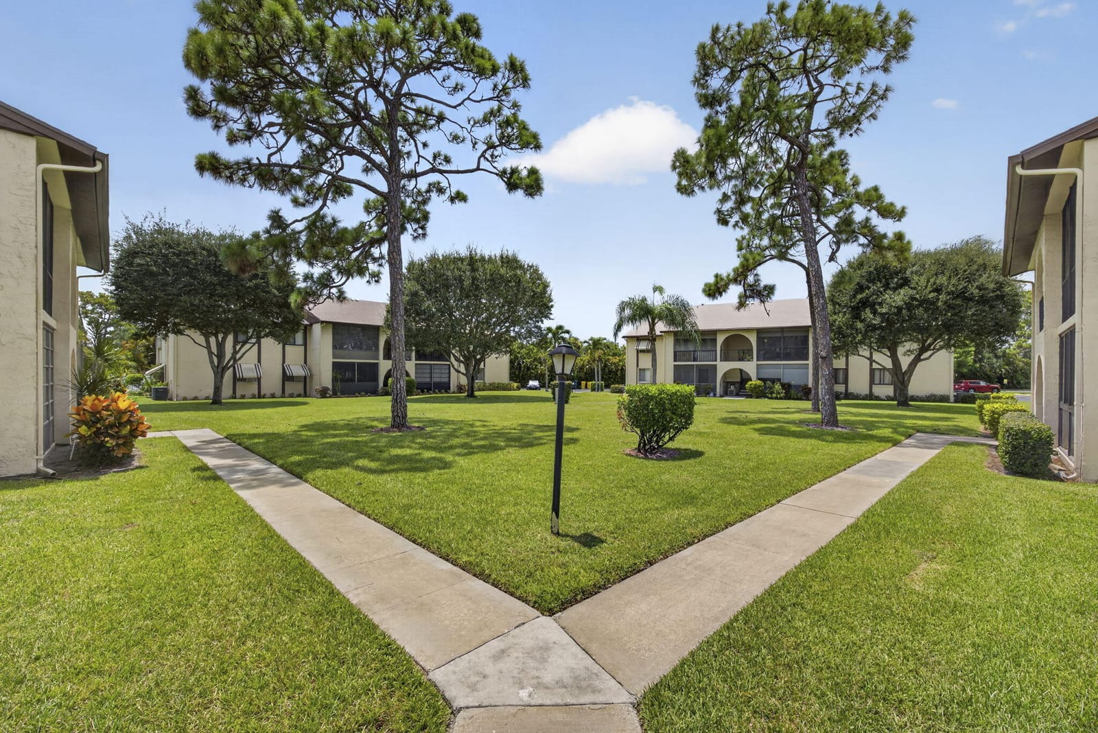 3625 La Aires Court C-2 — photo 5