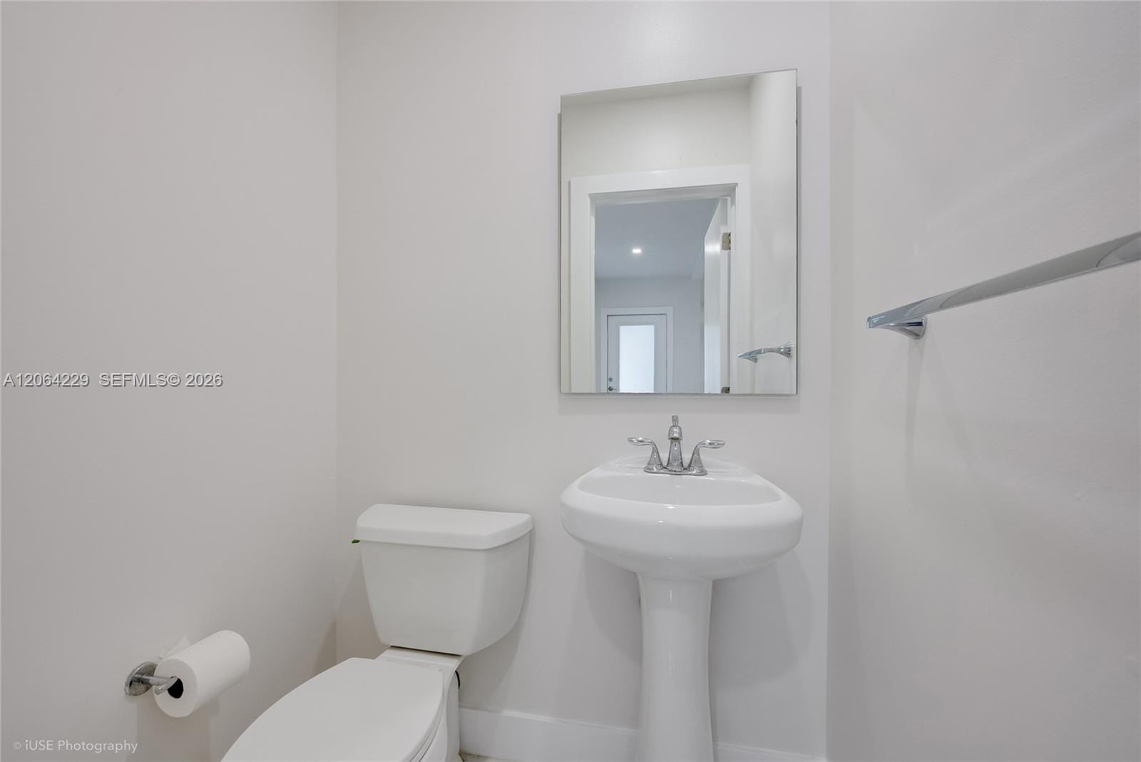 52 Camden Drive, Bal Harbour, FL 33154 photo 16