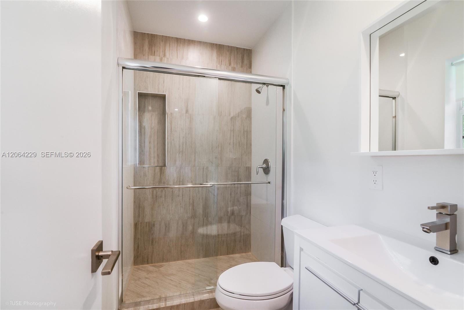 52 Camden Drive, Bal Harbour, FL 33154 photo 23
