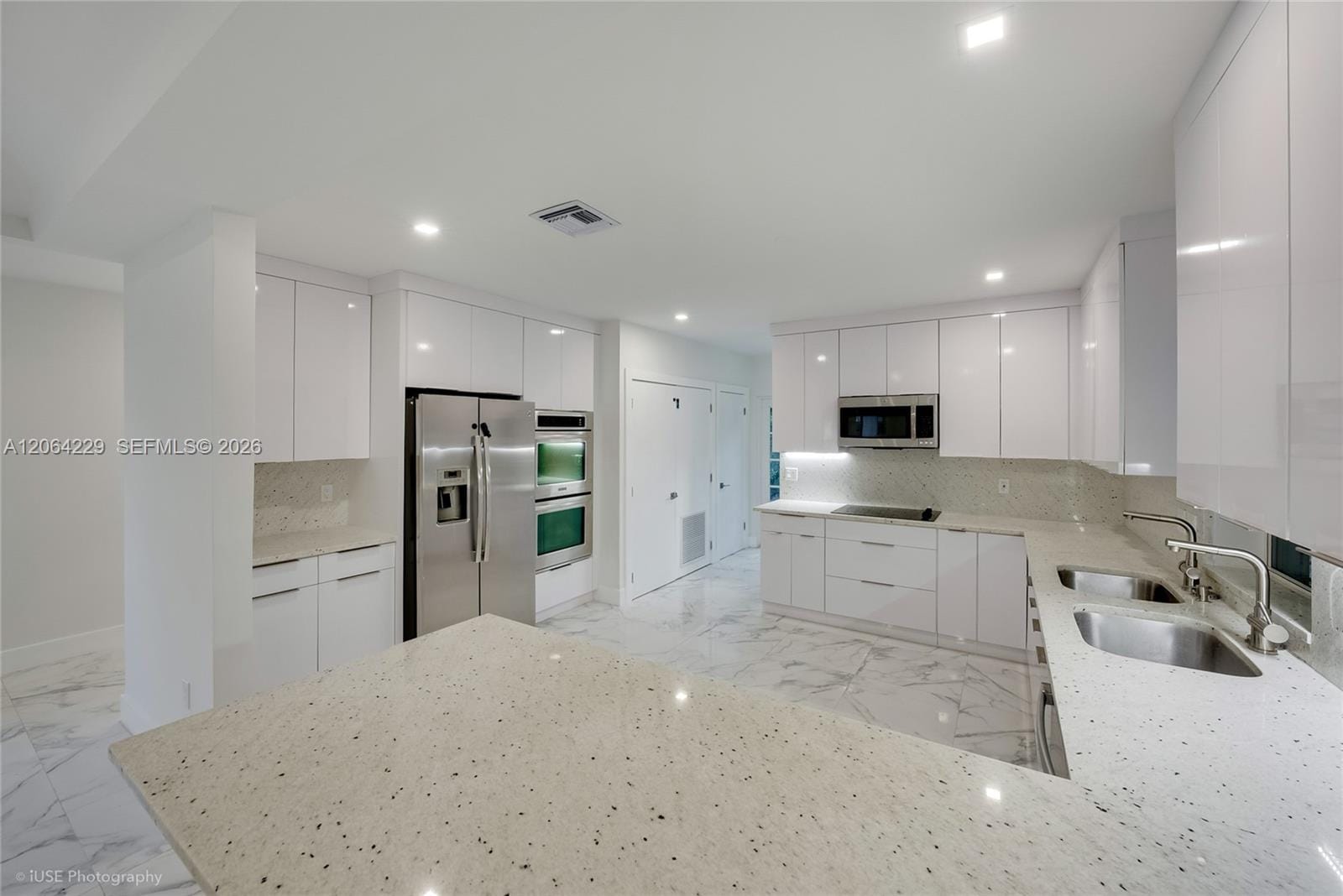 52 Camden Drive, Bal Harbour, FL 33154 photo 10