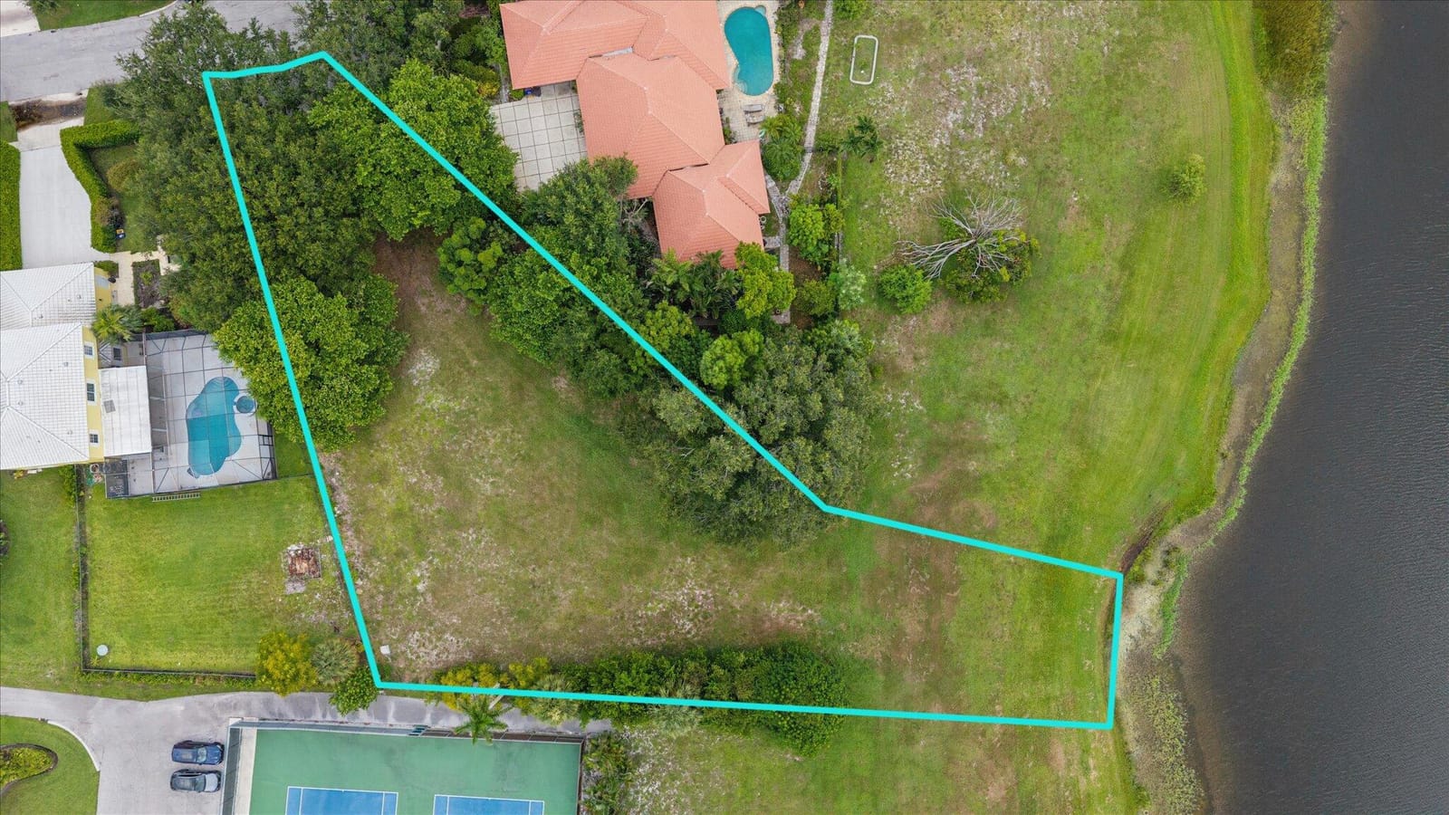 10 Sunningdale Circle — photo 4