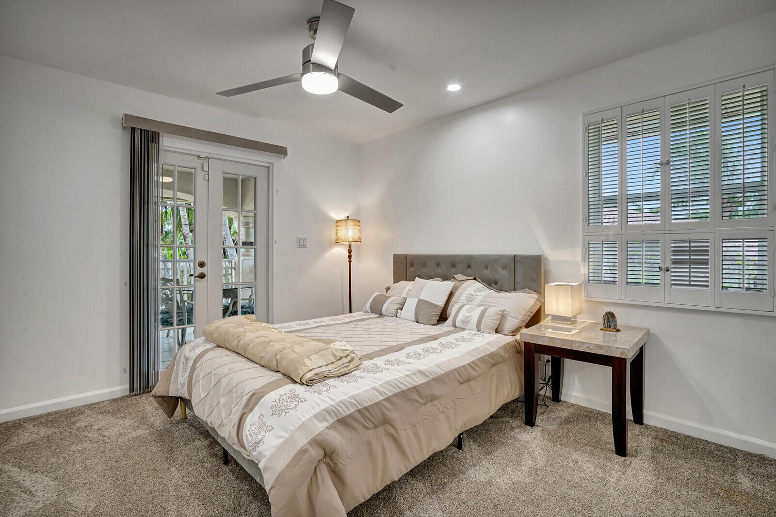 290 E FERN Drive, Boca Raton, FL 33432 photo 14