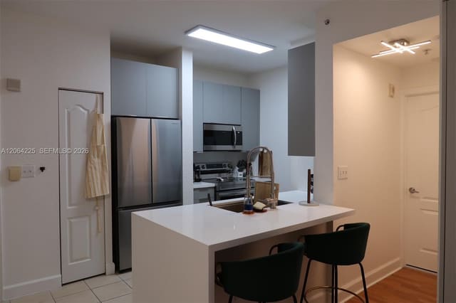 6001 SW 70th Street 311, South Miami, FL 33143