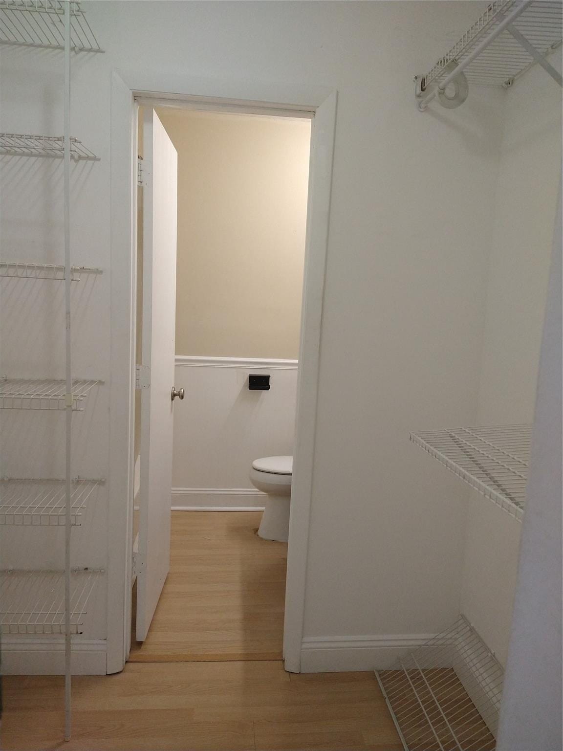 8903 NW 28th Drive 8B — photo 11