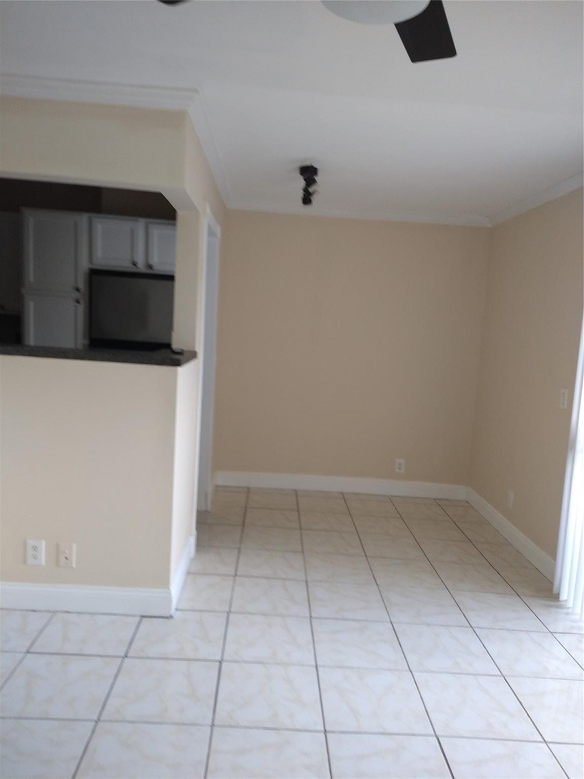 8903 NW 28th Drive 8B — photo 3