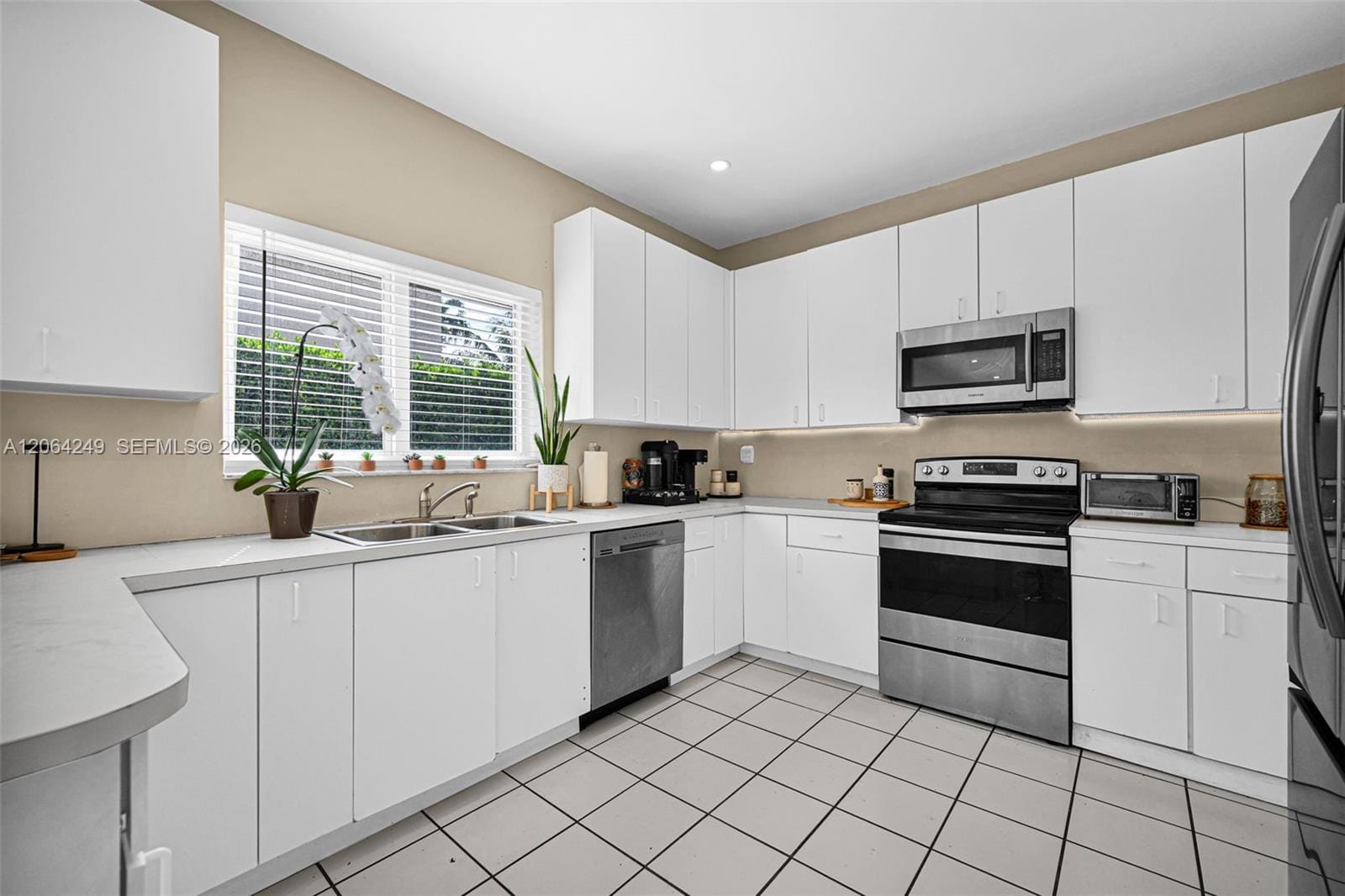 10877 SW 152nd Place, Miami, FL 33196 photo 25