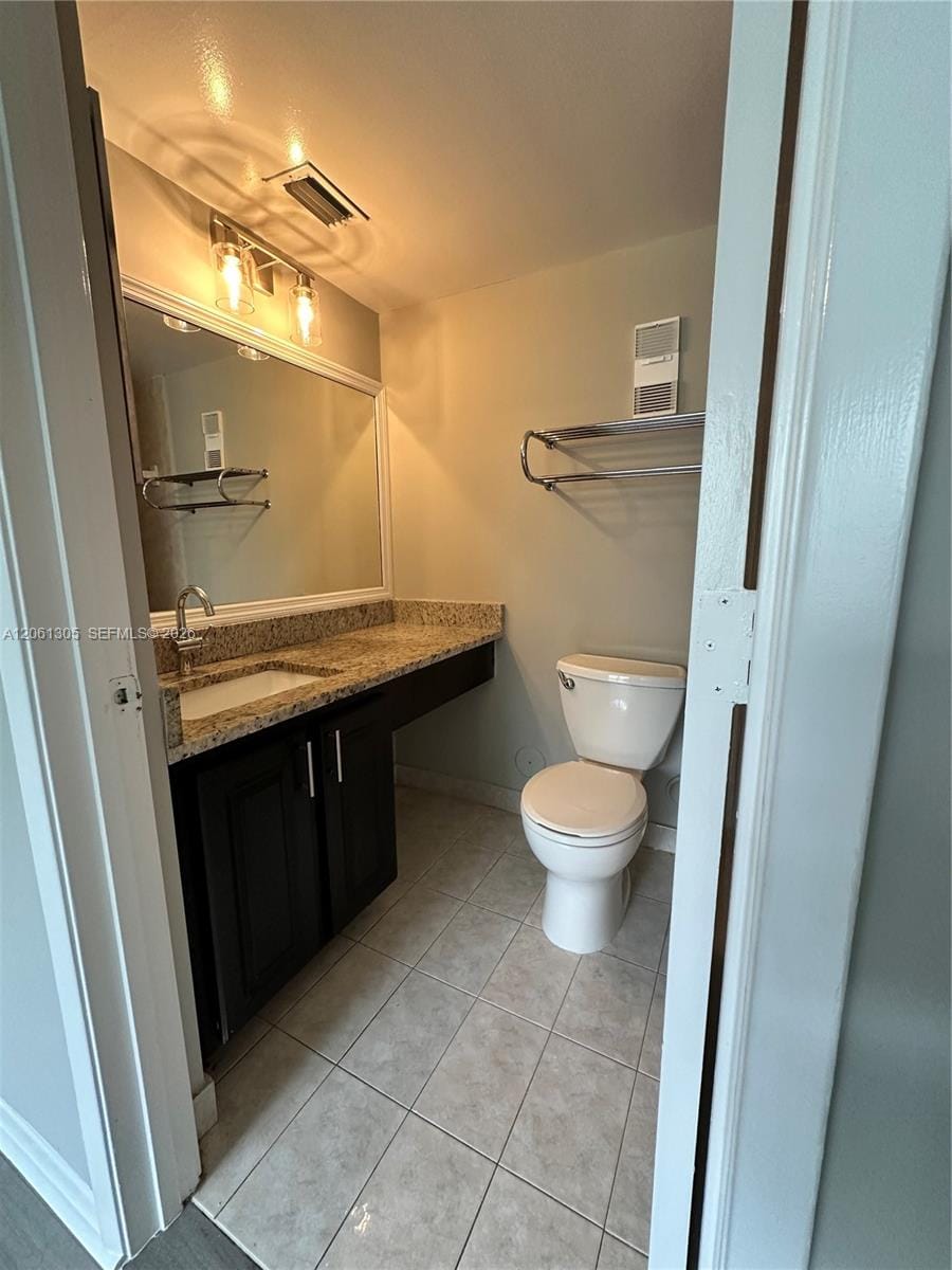 8750 N Sherman Circle 103 — photo 4