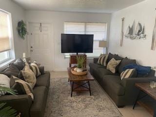 841 NE 40TH Street — photo 3