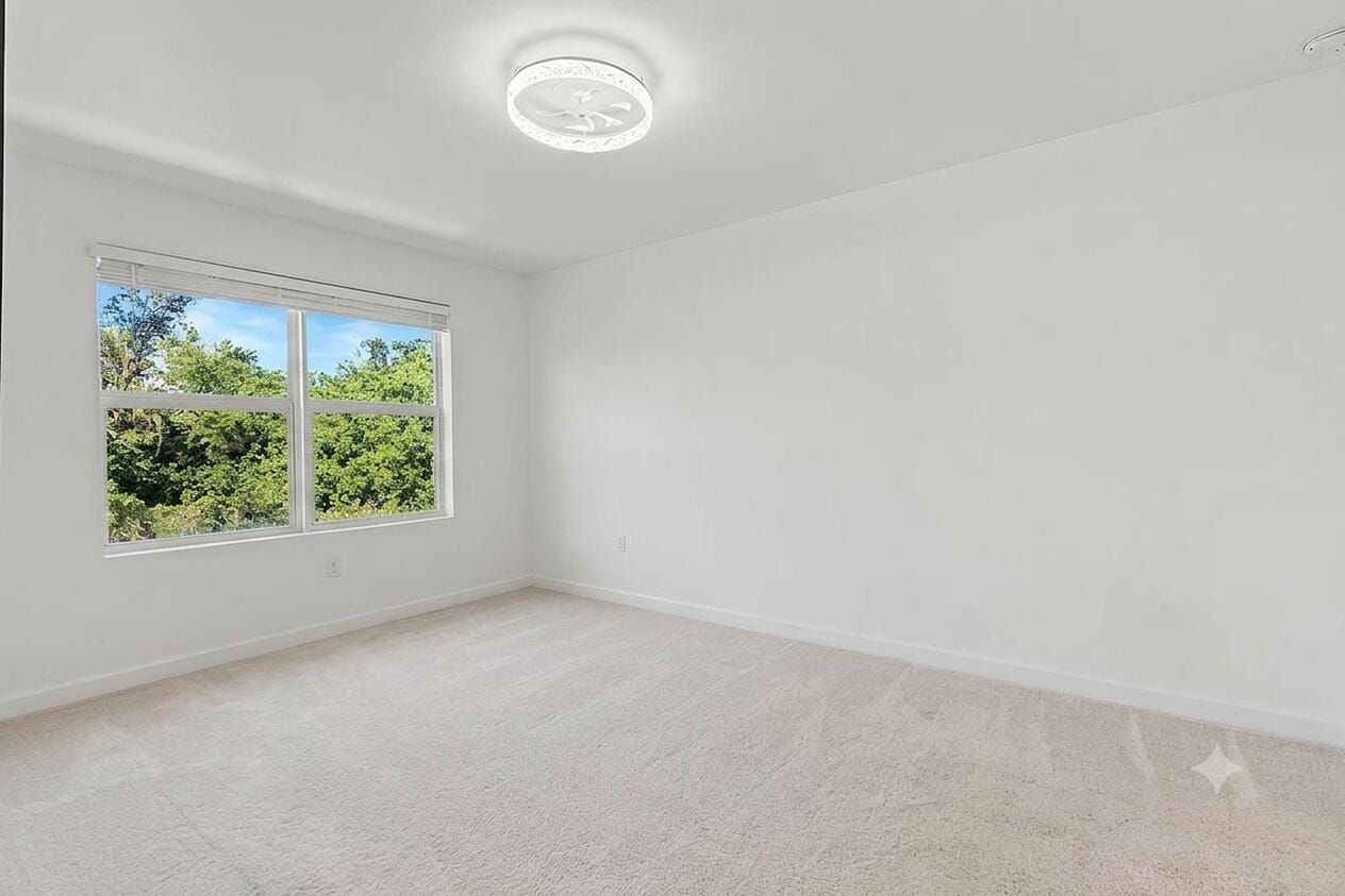 4303 HAMMOCK GROVE Drive — photo 11