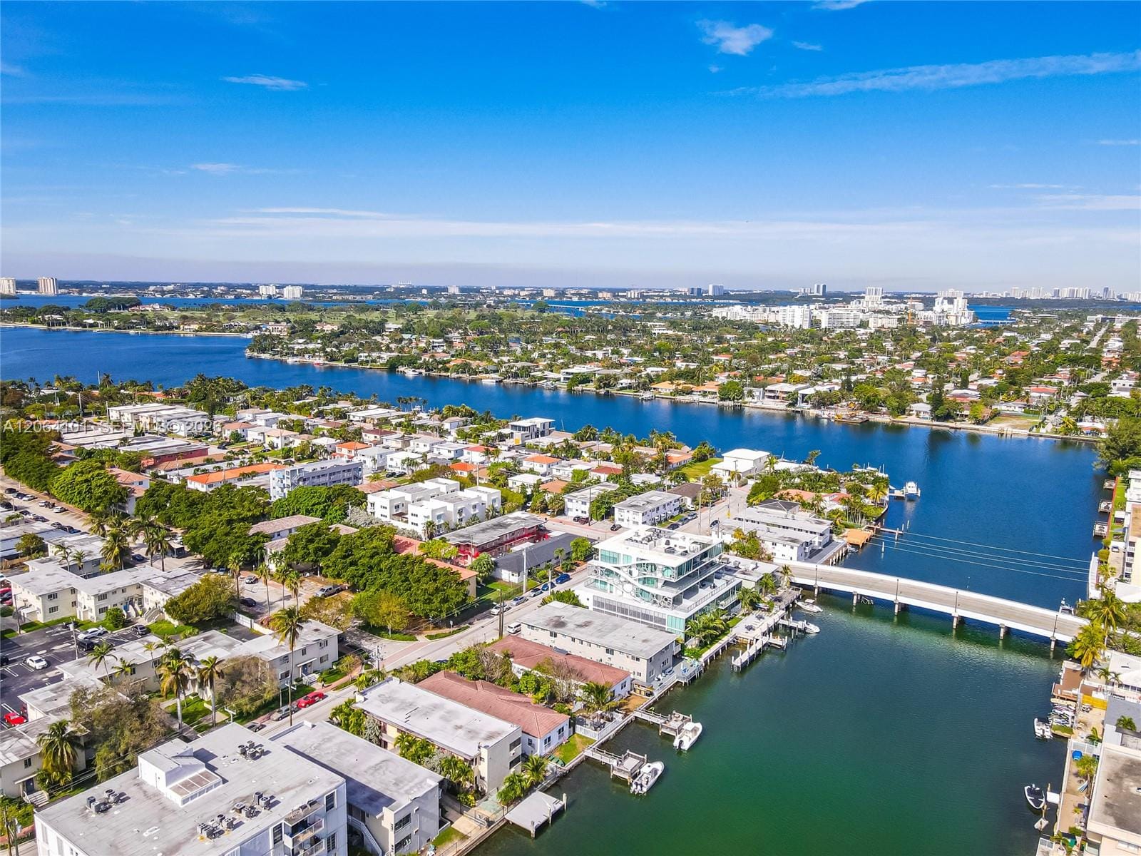 8335 E Crespi Boulevard 4, Miami Beach, FL 33141 photo 3