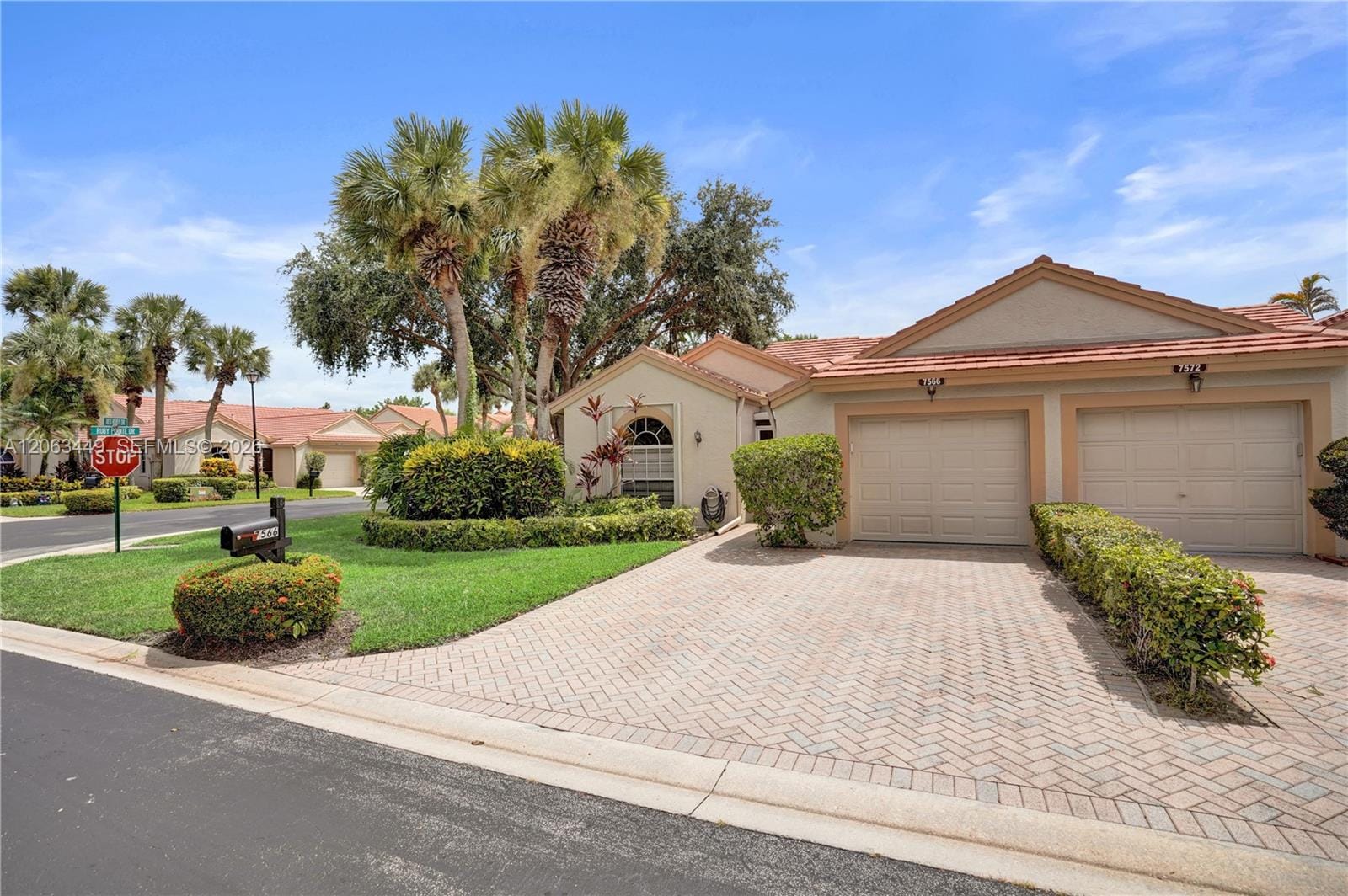 7566 Red Ruby Drive — photo 4