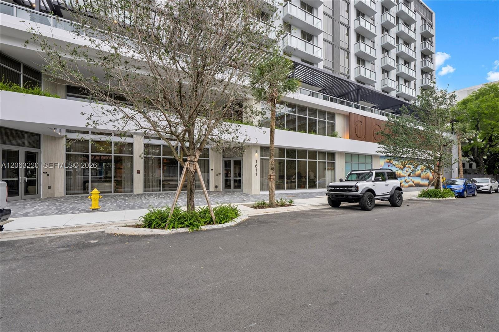 1611 SW 2nd Avenue 414, Miami, FL 33129 photo 25
