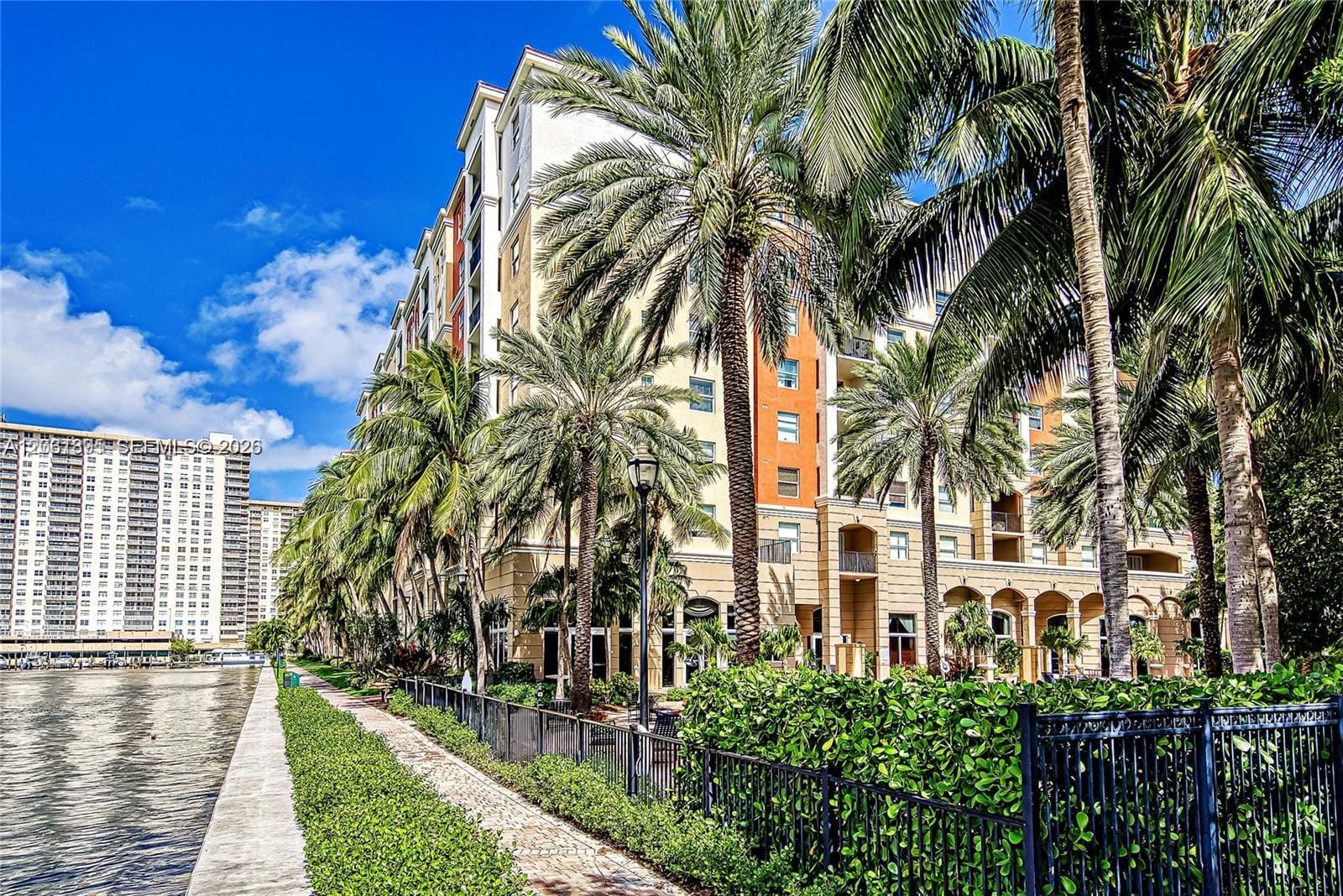 17100 N Bay Road 1309, Sunny Isles Beach, FL 33160 photo 6