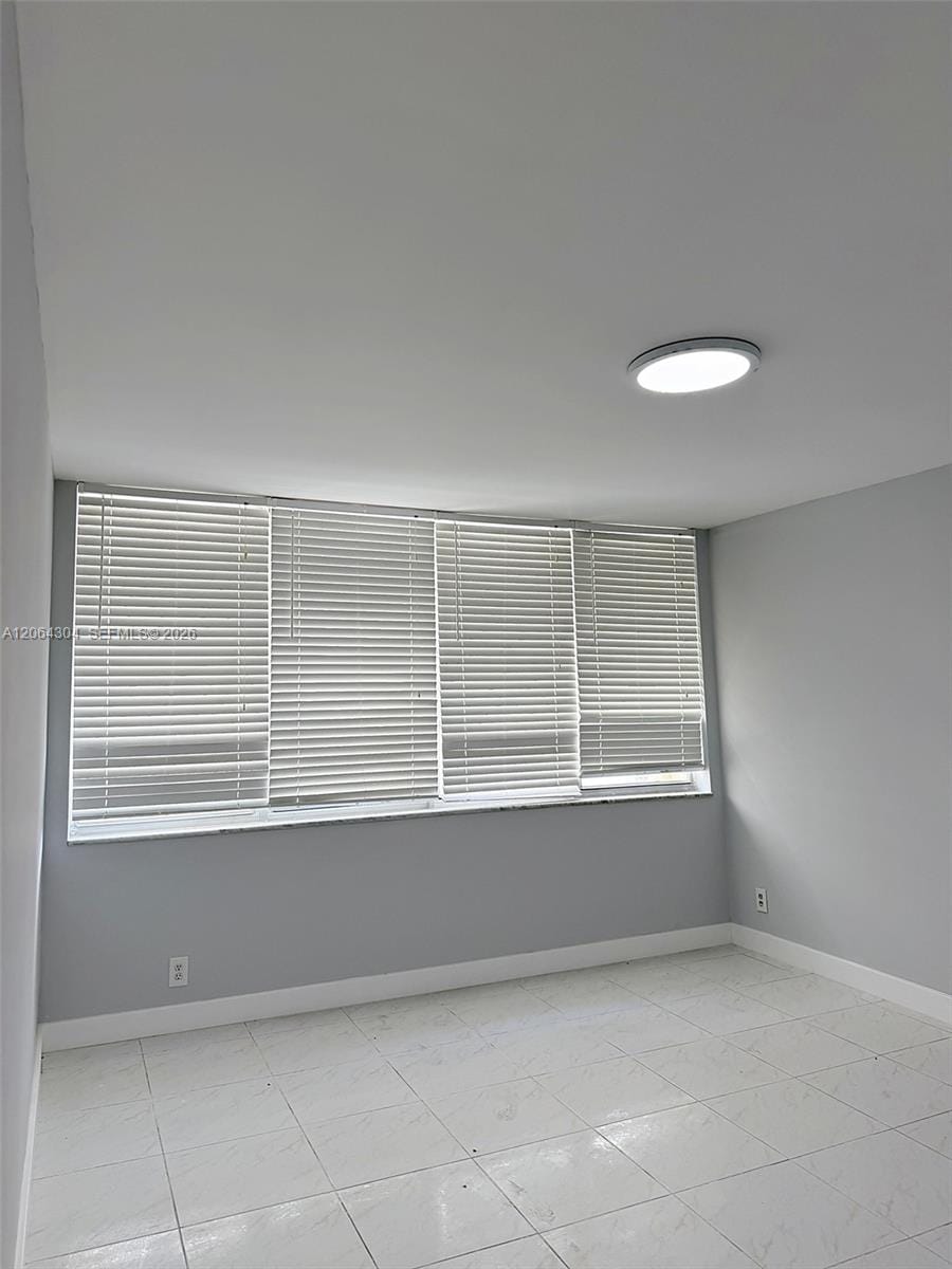 1817 S Ocean Drive 824 — photo 8