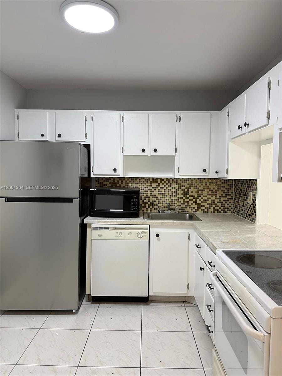 1817 S Ocean Drive 824 — photo 11