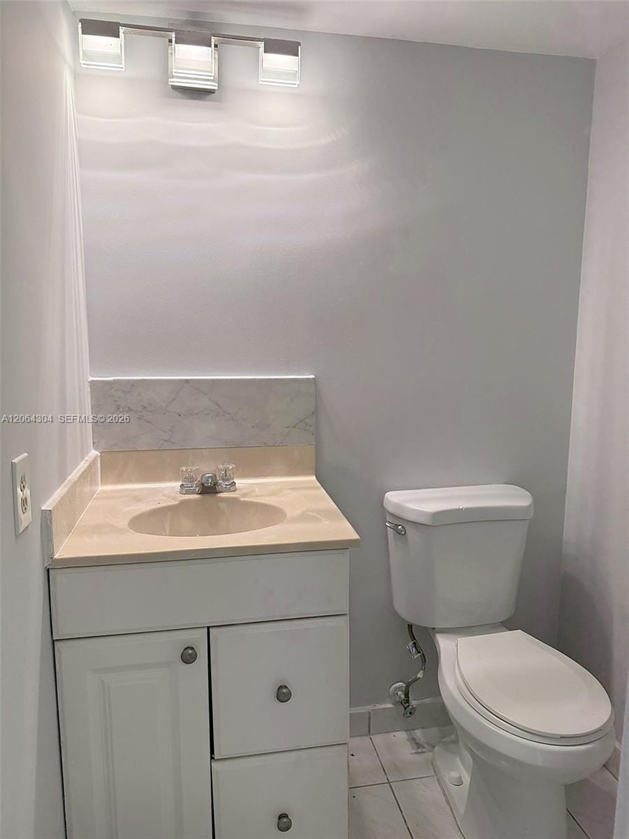 1817 S Ocean Drive 824 — photo 12