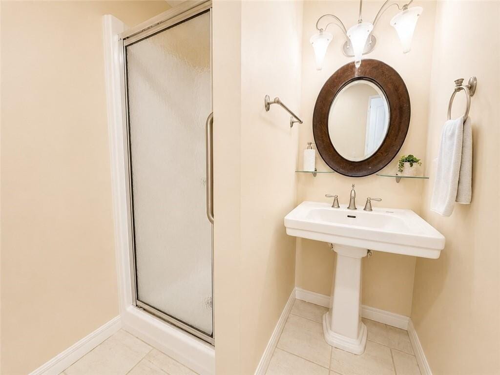 55 WOODLAND Drive 206 — photo 2