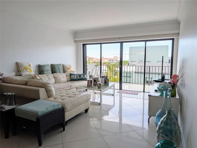 575 Crandon Boulevard 706, Key Bisc Ambassador Condo, Key Biscayne, FL