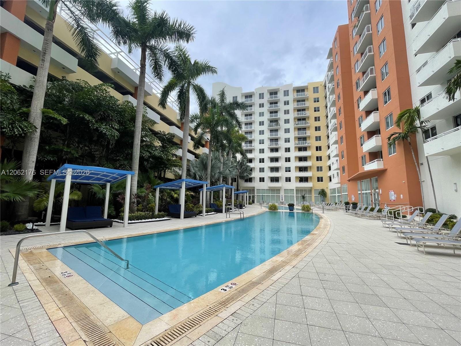 18800 NE 29th Avenue 418, Aventura, FL 33180 photo 24