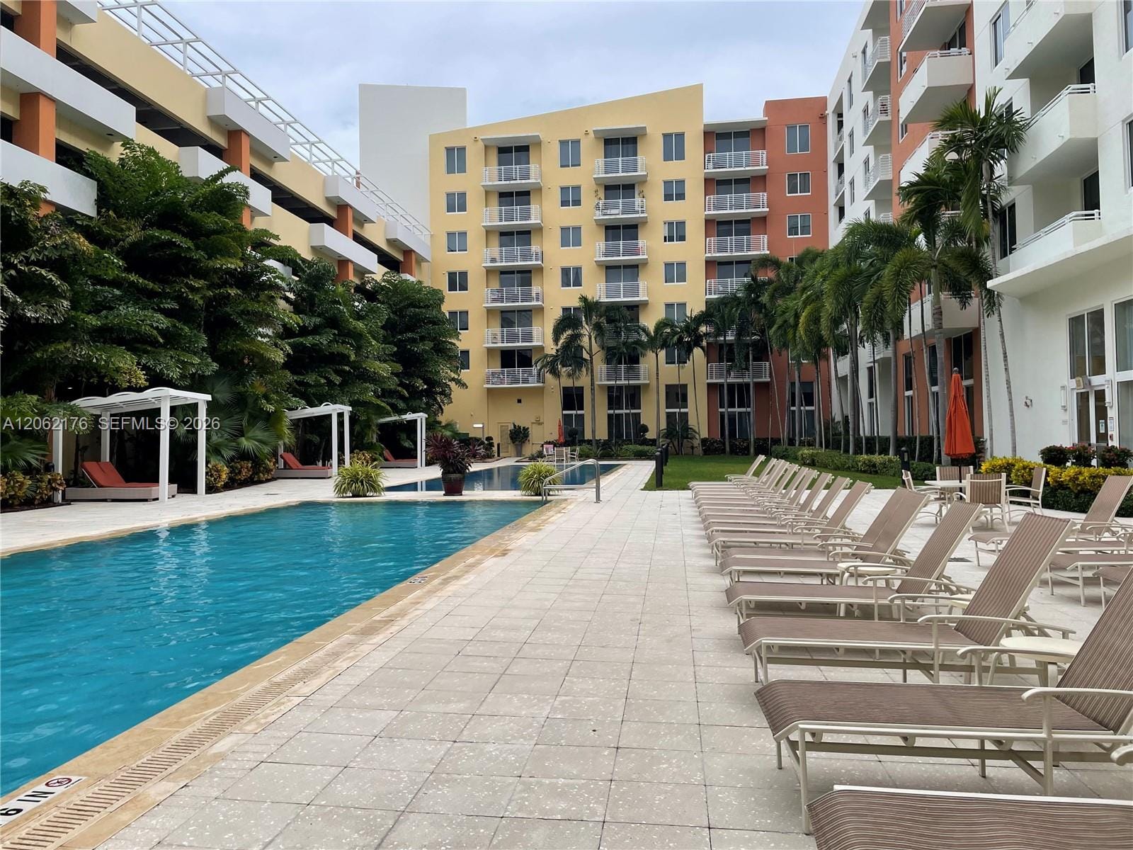 18800 NE 29th Avenue 418, Aventura, FL 33180 photo 25
