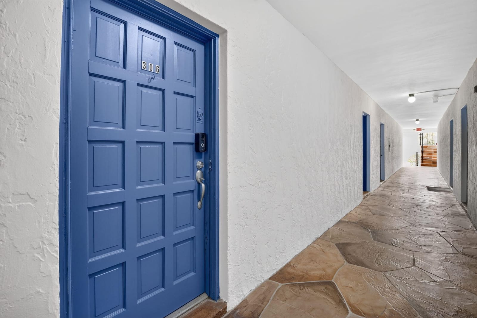 6001 N Falls Circle Drive 306 — photo 2