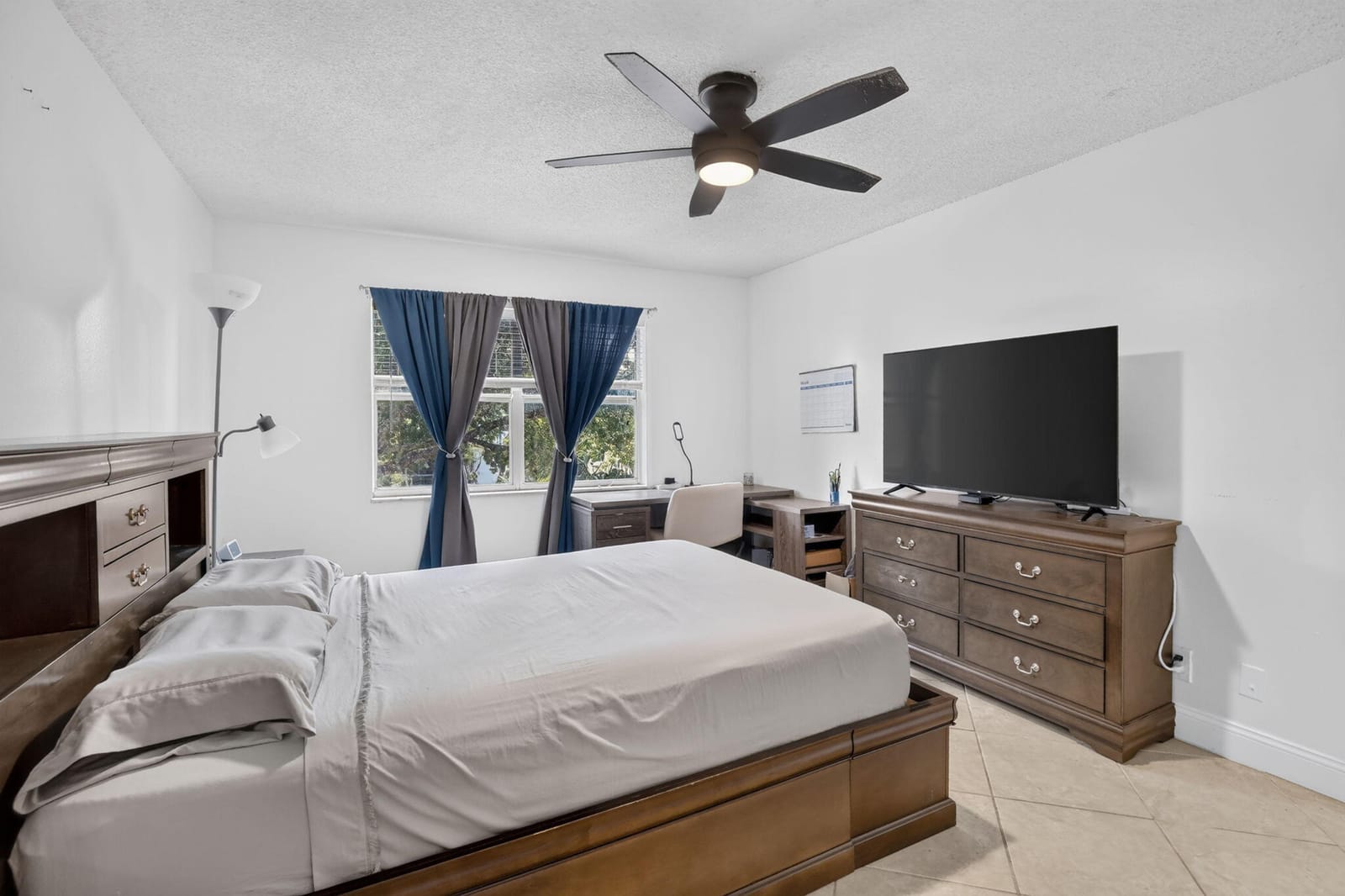 6001 N Falls Circle Drive 306 — photo 10