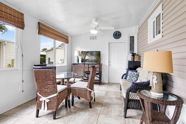 14010 KINGSTON BAY, sold in Jamaica Bay Mobile Home Co Op, Boynton Beach, FL