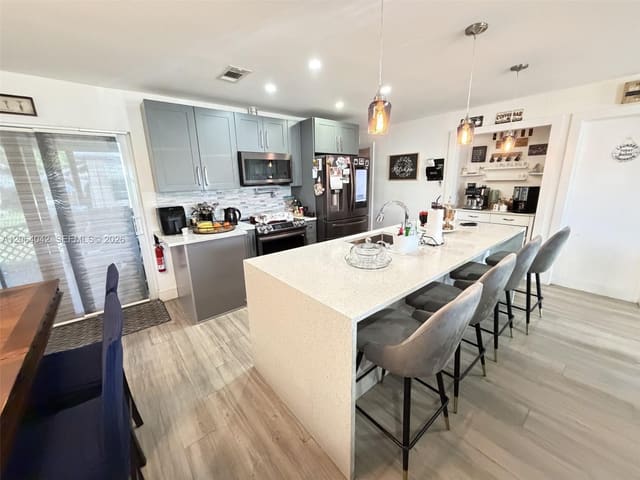 1250 NW 46th Street, Crystal Lake, Deerfield Beach, FL