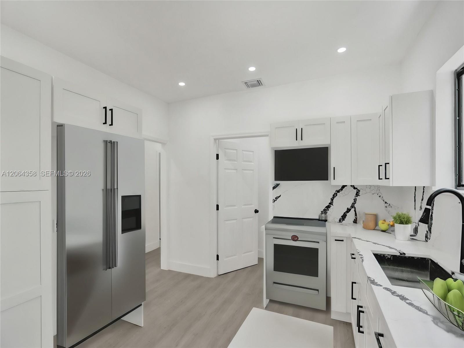 759 NE 127th Street — photo 8