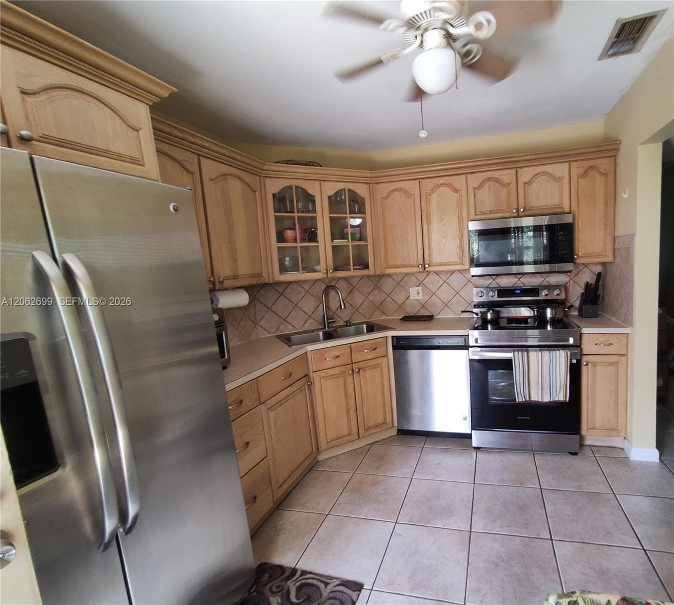 6301 N Fall Circle Drive 410 — photo 4