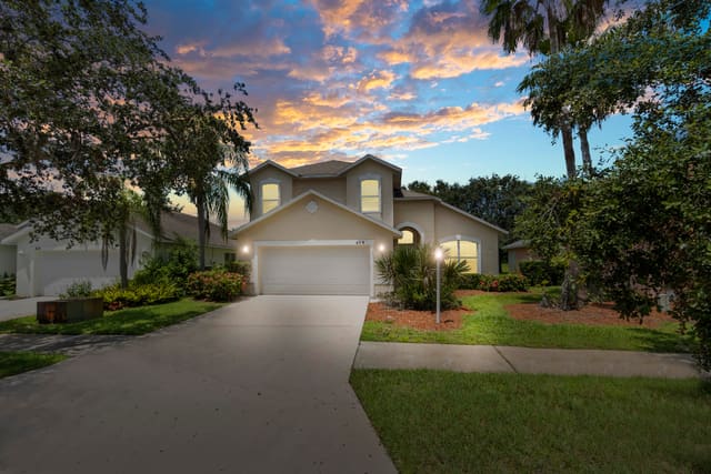 408 SW SUNDANCE Trail, The Estates Of Sawgrass Lakes, Port St. Lucie, FL