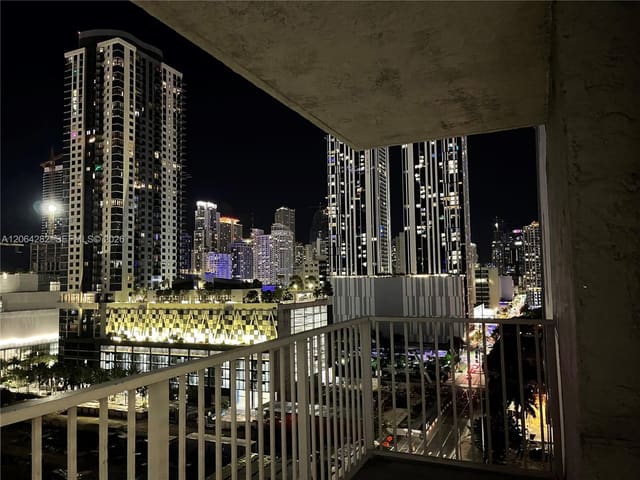 800 N Miami Avenue E-1605, Miami, FL 33136