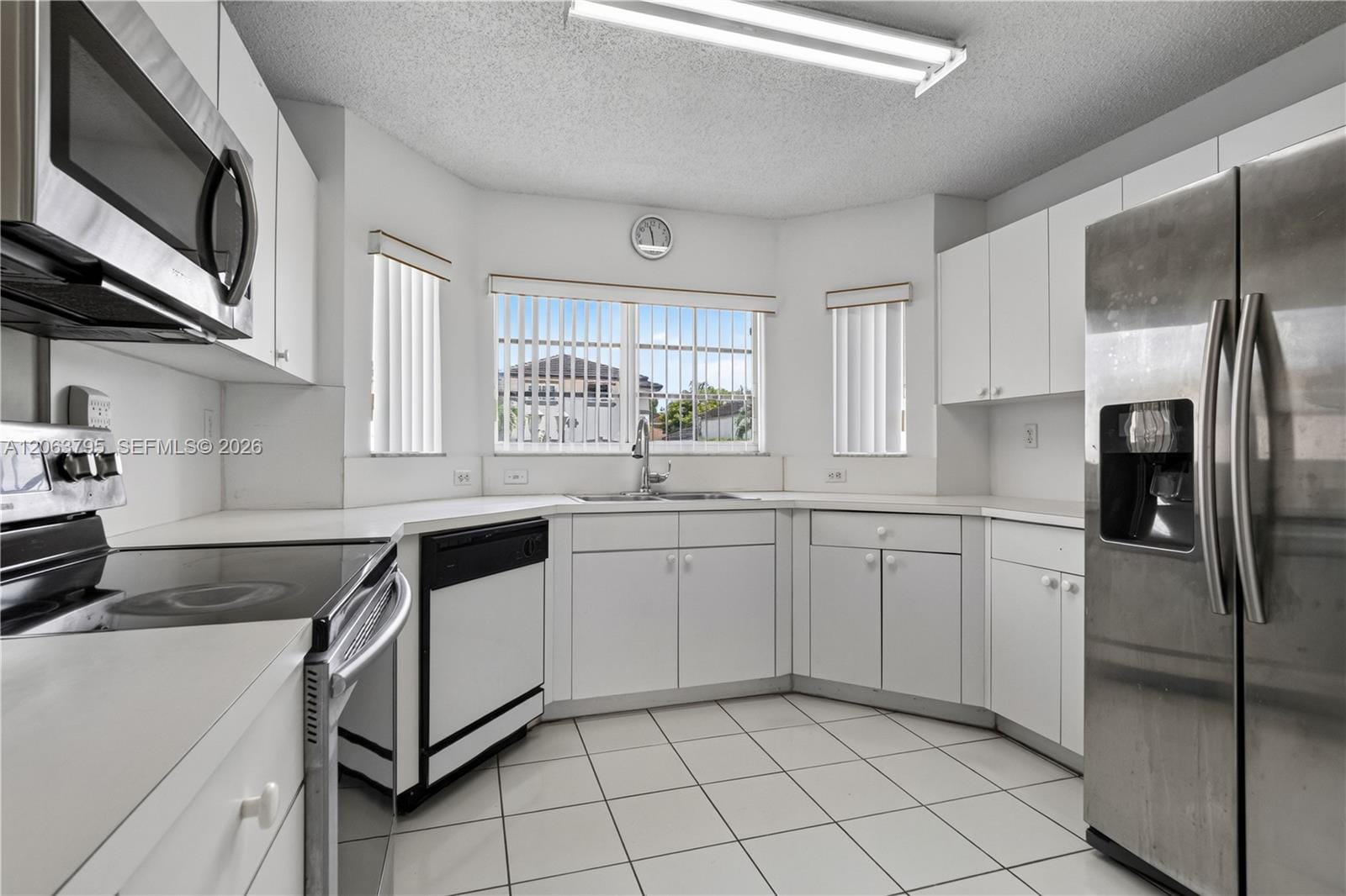 14156 SW 163rd Terrace, Miami, FL 33177 photo 4